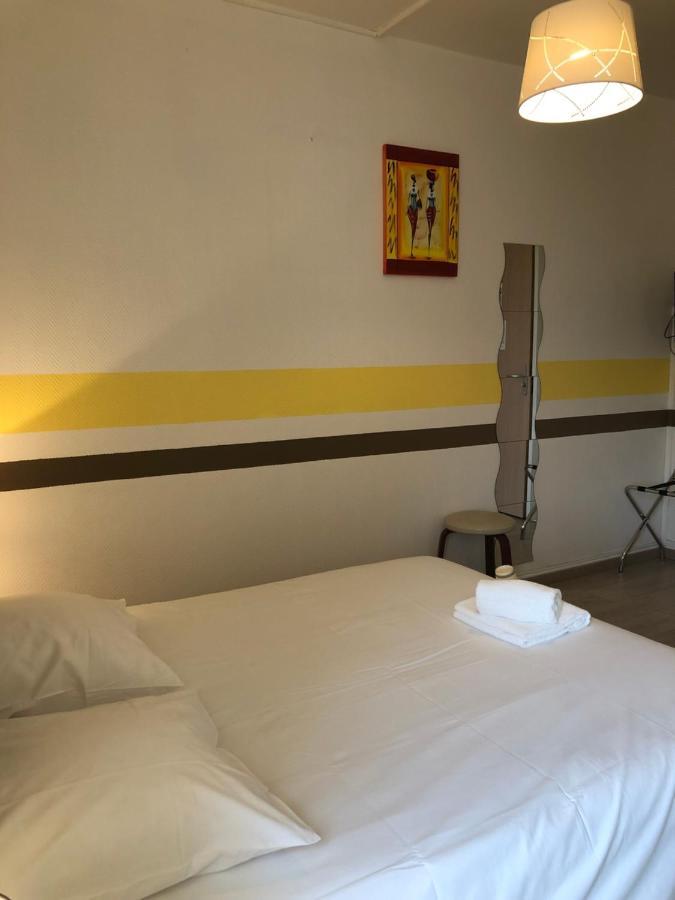 Enzo Hotels Neufchateau By Kyriad Direct Dış mekan fotoğraf