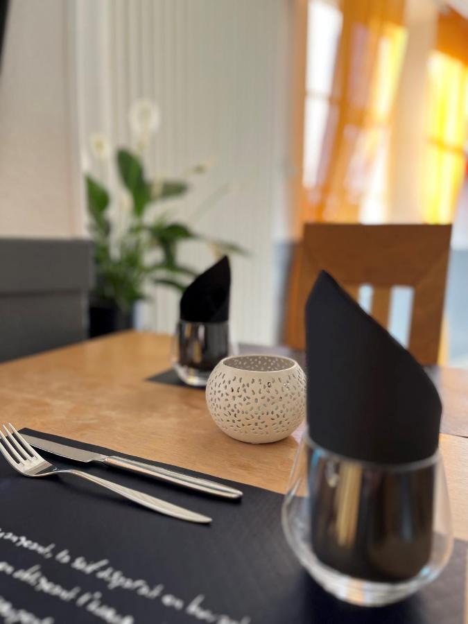 Enzo Hotels Neufchateau By Kyriad Direct Dış mekan fotoğraf